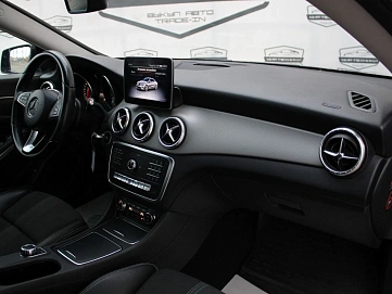 Mercedes-Benz CLA, 2017г, передний привод, робот