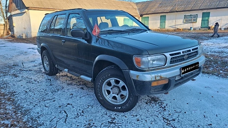 Nissan Pathfinder, 1997г, полный привод, автомат