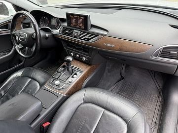 Audi A6, 2011г, передний привод, автомат