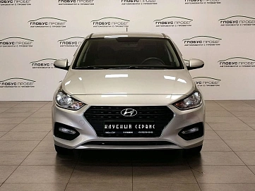 Hyundai Solaris, 2018г, передний привод, автомат