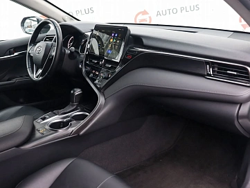 Toyota Camry, 2021г, передний привод, автомат