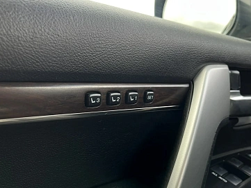 Toyota Land Cruiser, 2016г, полный привод, автомат