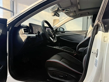 Volkswagen Lamando, 2022г, передний привод, робот