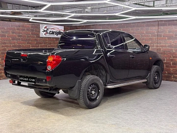 Mitsubishi L200, 2008г, полный привод, механика