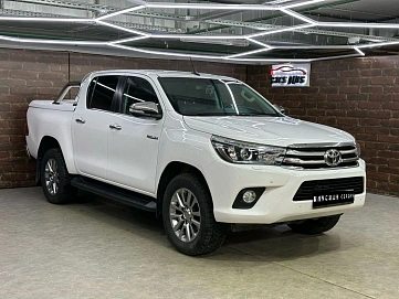 Toyota Hilux, 2017г, полный привод, автомат