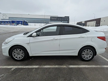 Hyundai Solaris, 2014г, передний привод, автомат