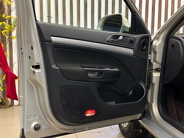 Skoda Octavia, 2012г, передний привод, механика