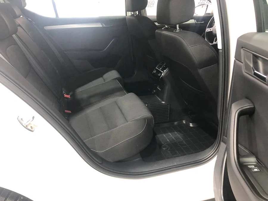 Skoda Superb, 2017г., передний привод, автомат