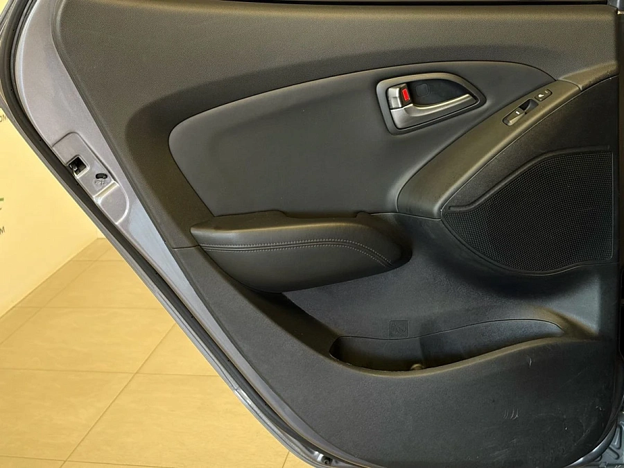 Hyundai ix35, 2014г., передний привод, автомат