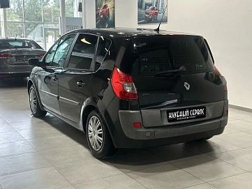 Renault Scenic, 2006г, передний привод, механика