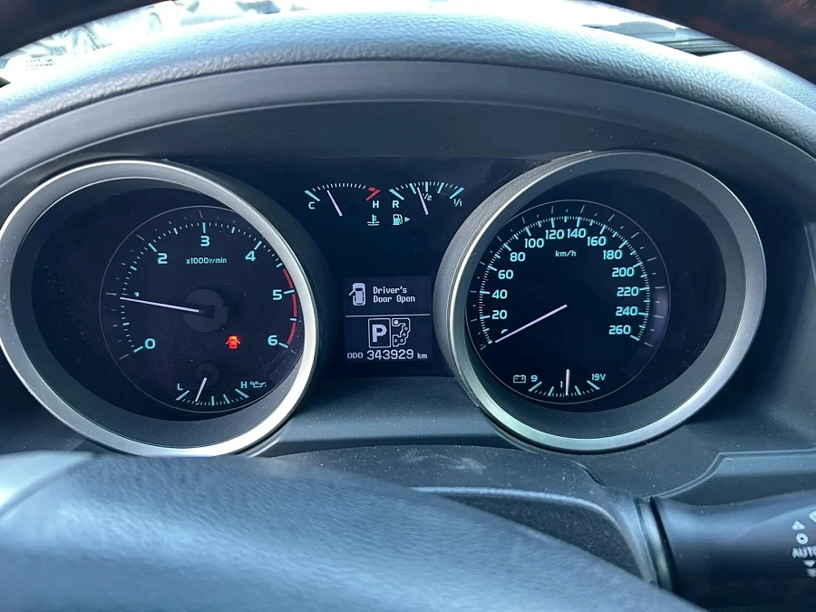 Toyota Land Cruiser, 2010г., полный привод, автомат