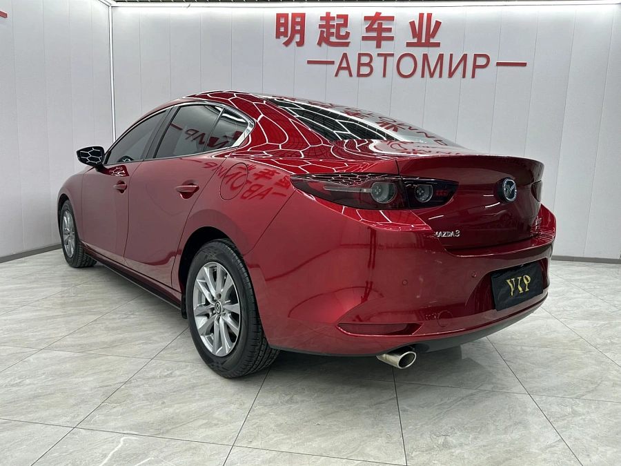 Mazda 3, 2021г., передний привод, автомат