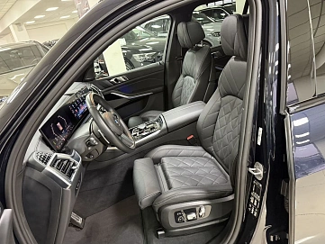 BMW X5, 2025г, полный привод, автомат