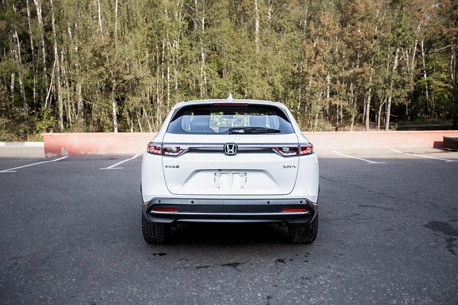 Honda Vezel, 2024г., передний привод, вариатор