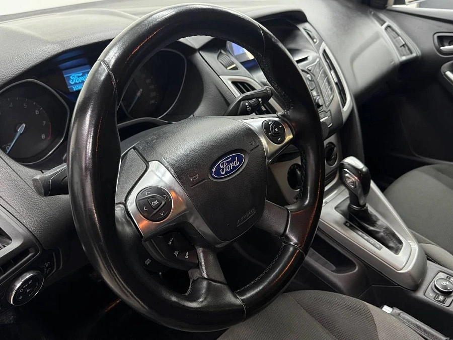 Ford Focus, 2012г., передний привод, робот