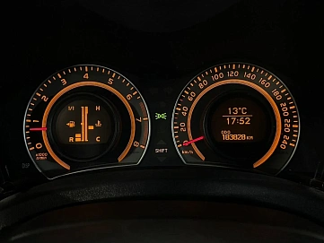 Toyota Auris, 2007г., передний привод, механика