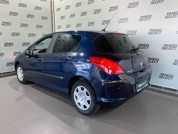 Peugeot , 2010г., передний привод, механика