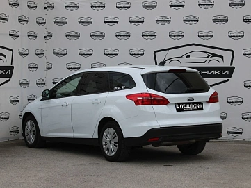Ford Focus, 2018г, передний привод, робот