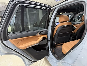 BMW X5, 2025г, полный привод, автомат
