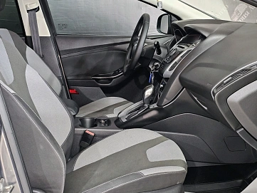 Ford Focus, 2011г, передний привод, робот