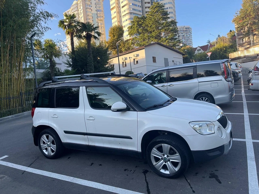 Skoda Yeti, 2011г., передний привод, робот