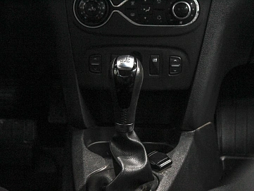 Renault , 2019г., передний привод, автомат