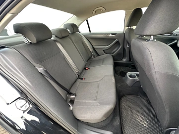 Volkswagen Jetta, 2015г, передний привод, механика