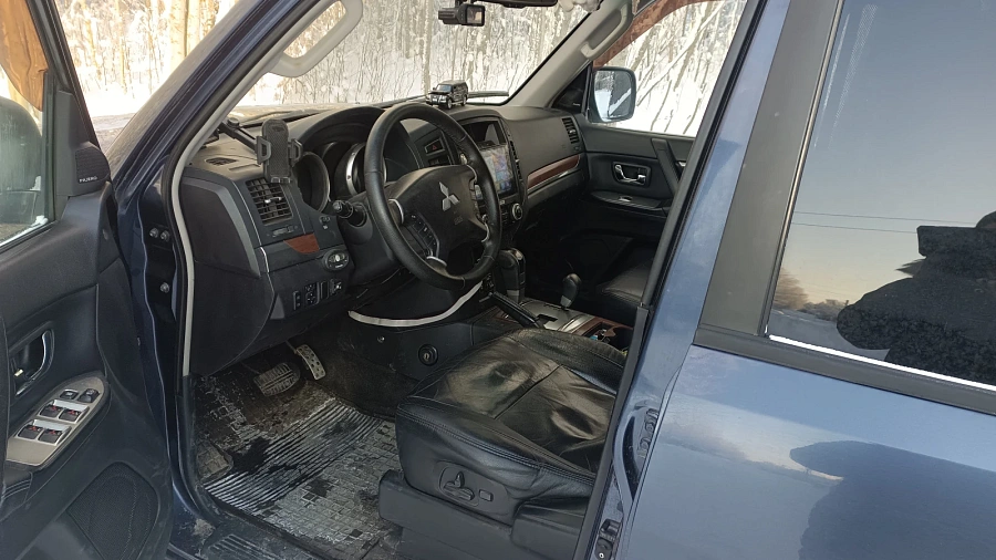Mitsubishi Pajero, 2007г., полный привод, автомат