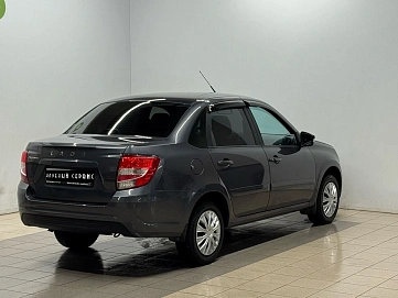 Lada (ВАЗ) Granta, 2021г, передний привод, механика
