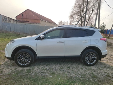 Toyota RAV4, 2016г, полный привод, автомат