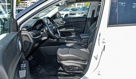 Jeep Compass, 2022г, передний привод, робот