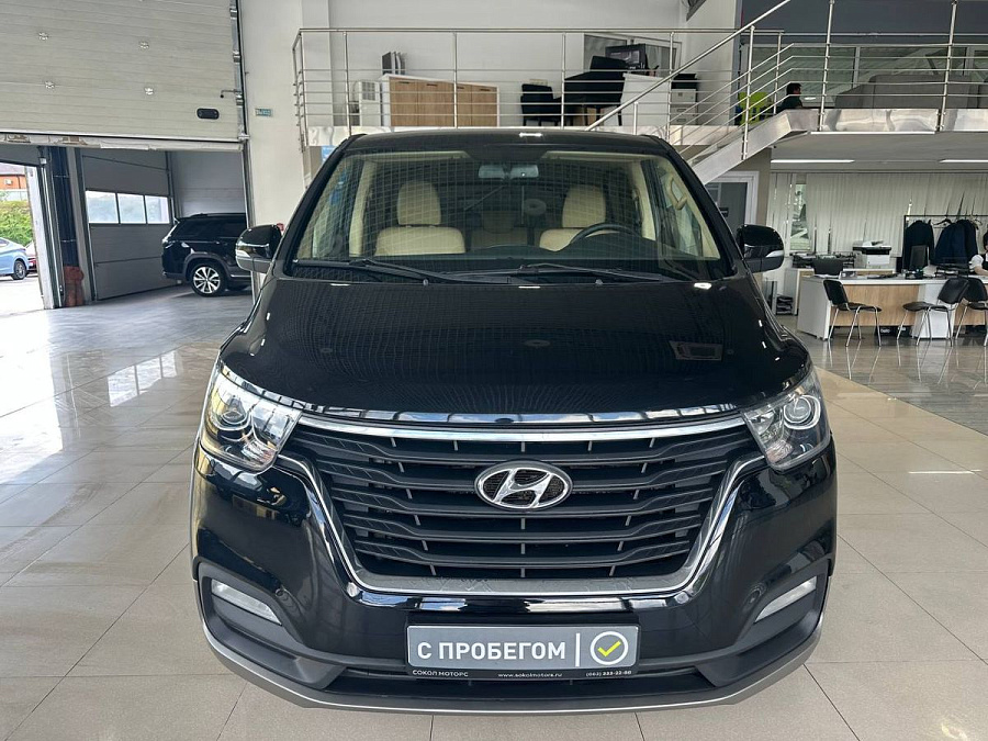 Hyundai , 2018г., задний привод, автомат
