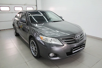 Toyota Camry, 2011г, передний привод, автомат