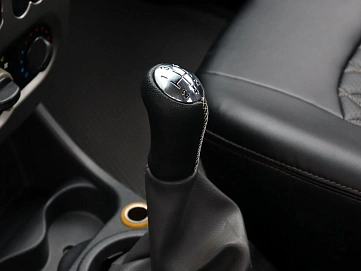 Renault Sandero, 2011г, передний привод, механика