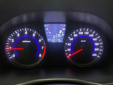 Hyundai Solaris, 2013г., передний привод, механика