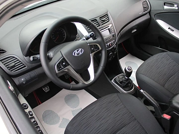 Hyundai Solaris, 2014г, передний привод, механика
