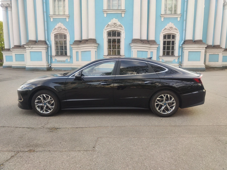 Hyundai Sonata, 2020г., передний привод, автомат