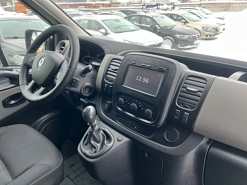 Renault Trafic, 2017г, передний привод, механика