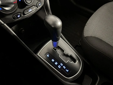 Hyundai Solaris, 2012г, передний привод, автомат