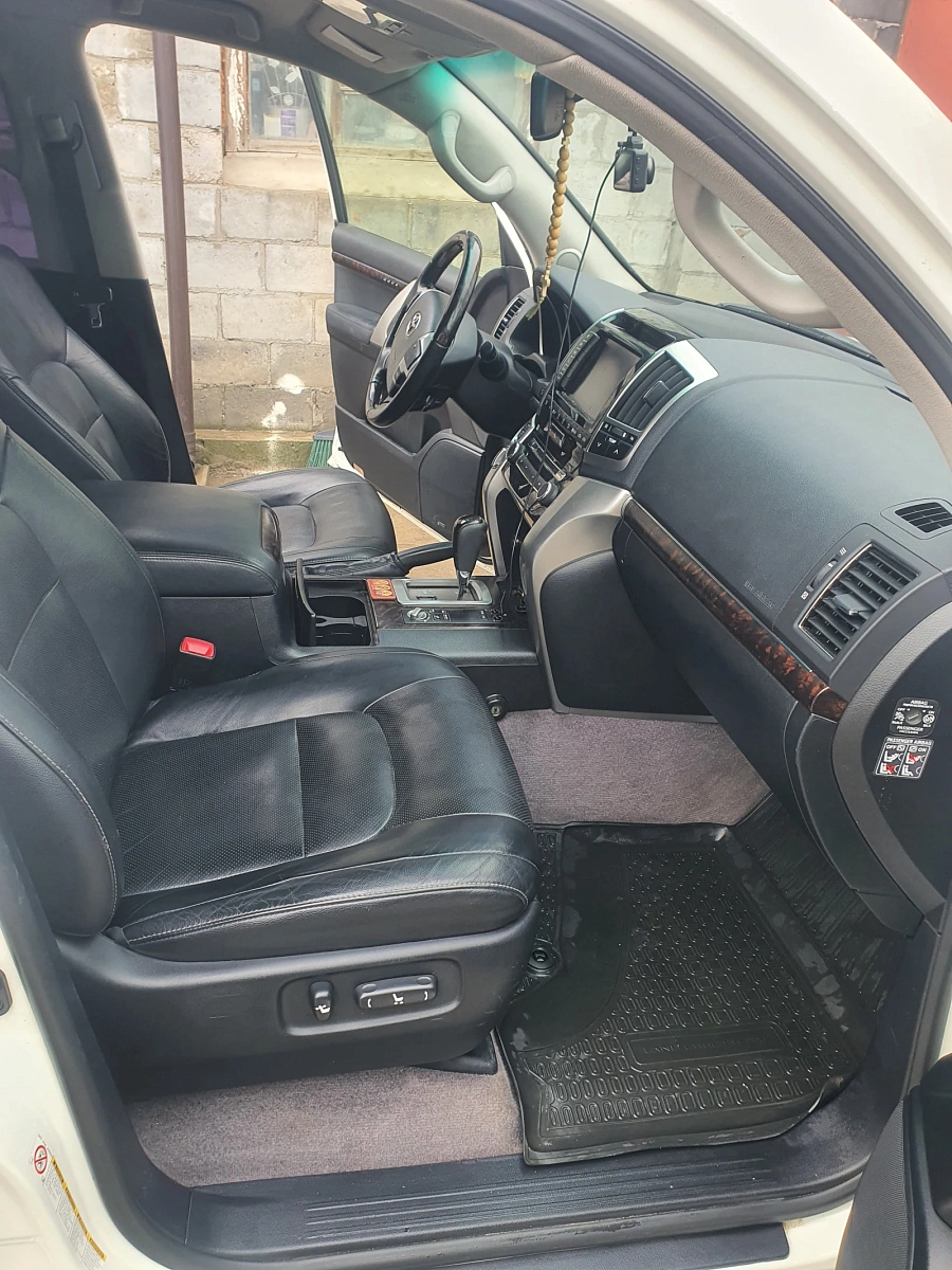 Toyota Land Cruiser, 2012г., полный привод, автомат