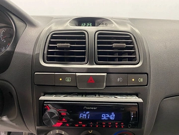 Hyundai Accent, 2001г, передний привод, механика