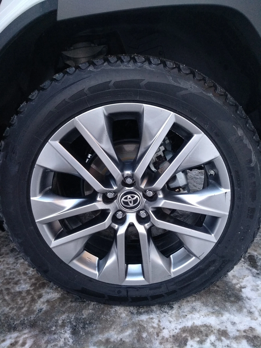 Toyota RAV4, 2020г., полный привод, автомат