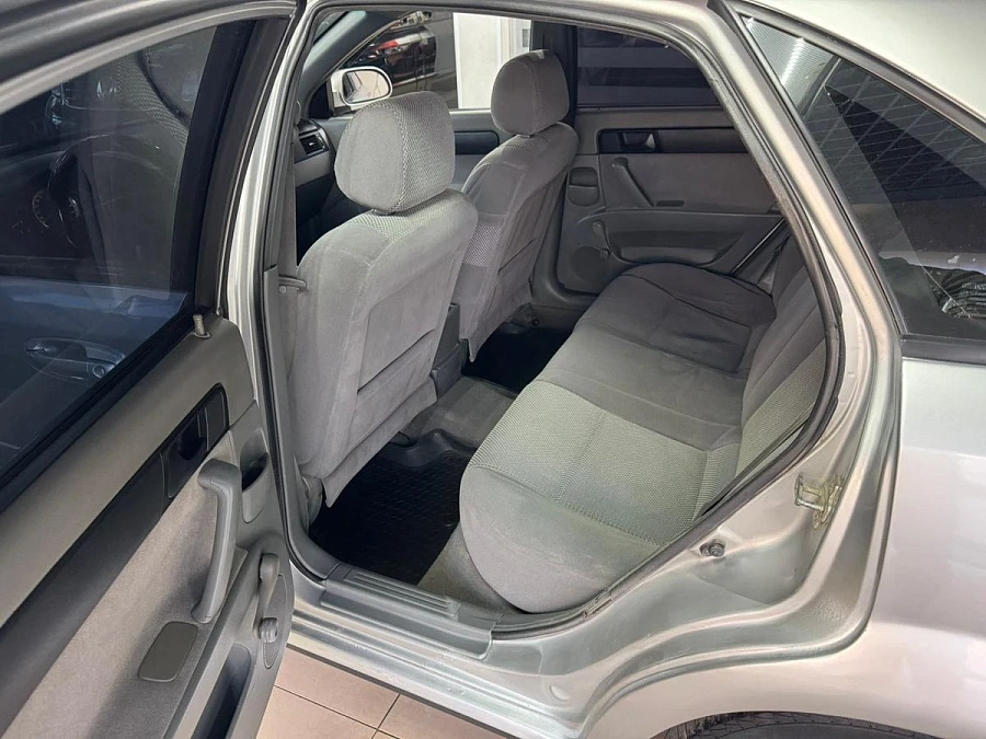 Chevrolet Lacetti, 2008г., передний привод, механика