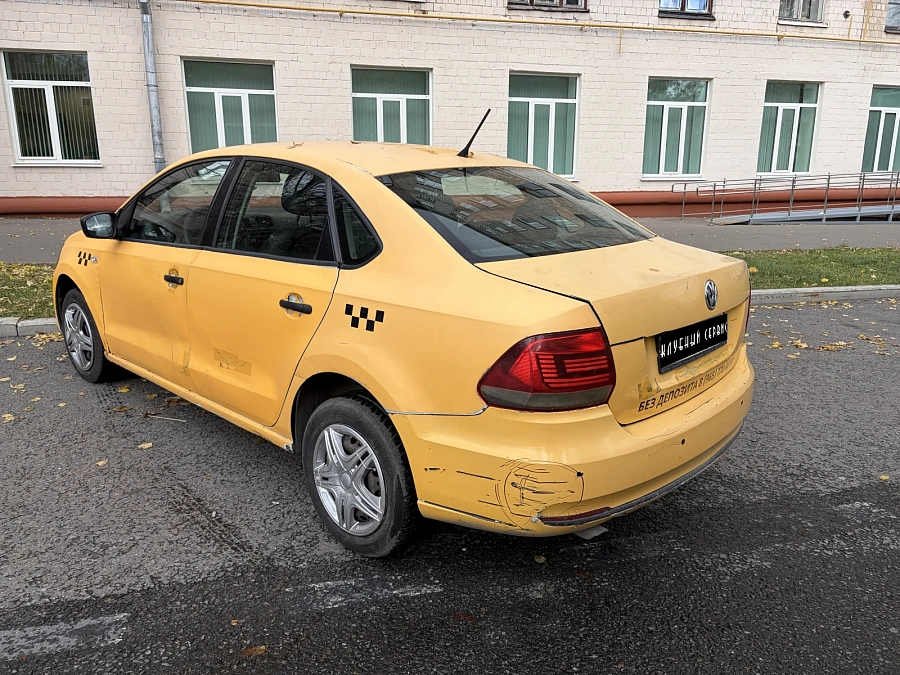 Volkswagen Polo, 2016г., передний привод, механика