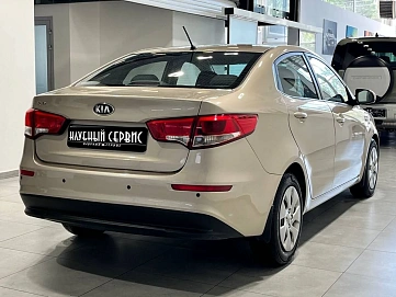 Kia Rio, 2015г, передний привод, автомат