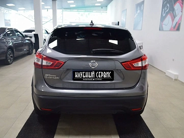 Nissan Qashqai, 2018г, передний привод, вариатор
