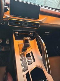 Geely Coolray, 2020г, передний привод, робот