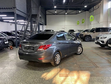 Hyundai Solaris, 2011г, передний привод, автомат