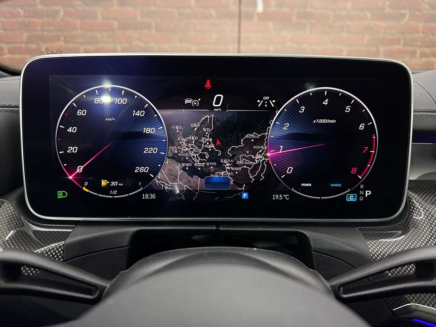 Mercedes-Benz , 2023г., полный привод, автомат