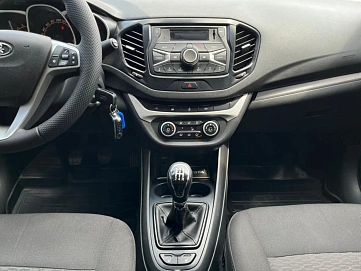 Lada (ВАЗ) Vesta, 2019г, передний привод, механика